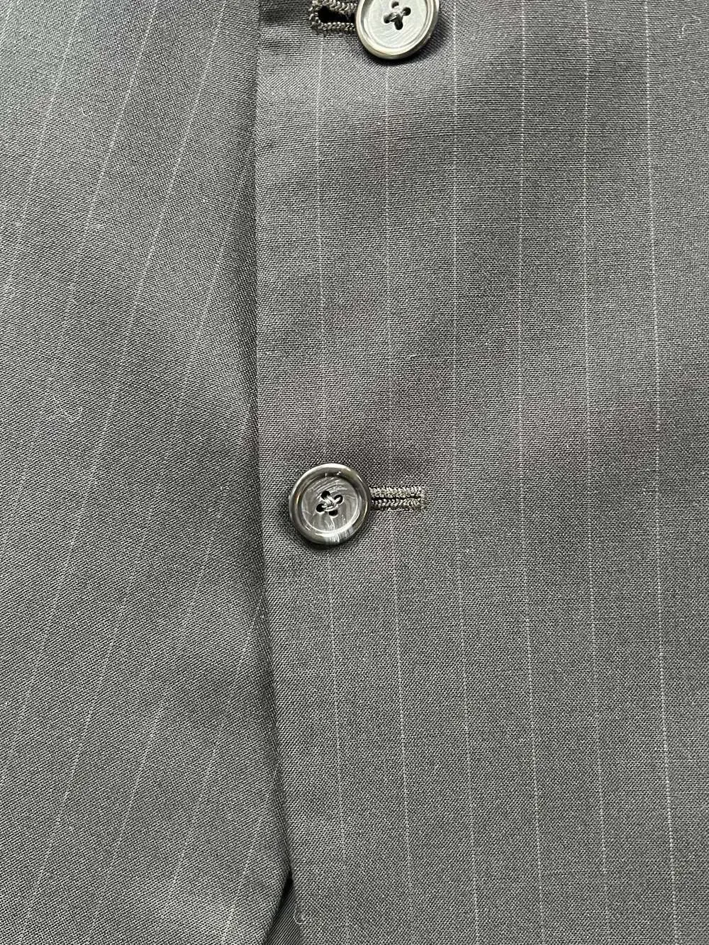 Brooks Brothers Charcoal with Pinstripe Wool Suit Jacket Estimated size 46L -see
